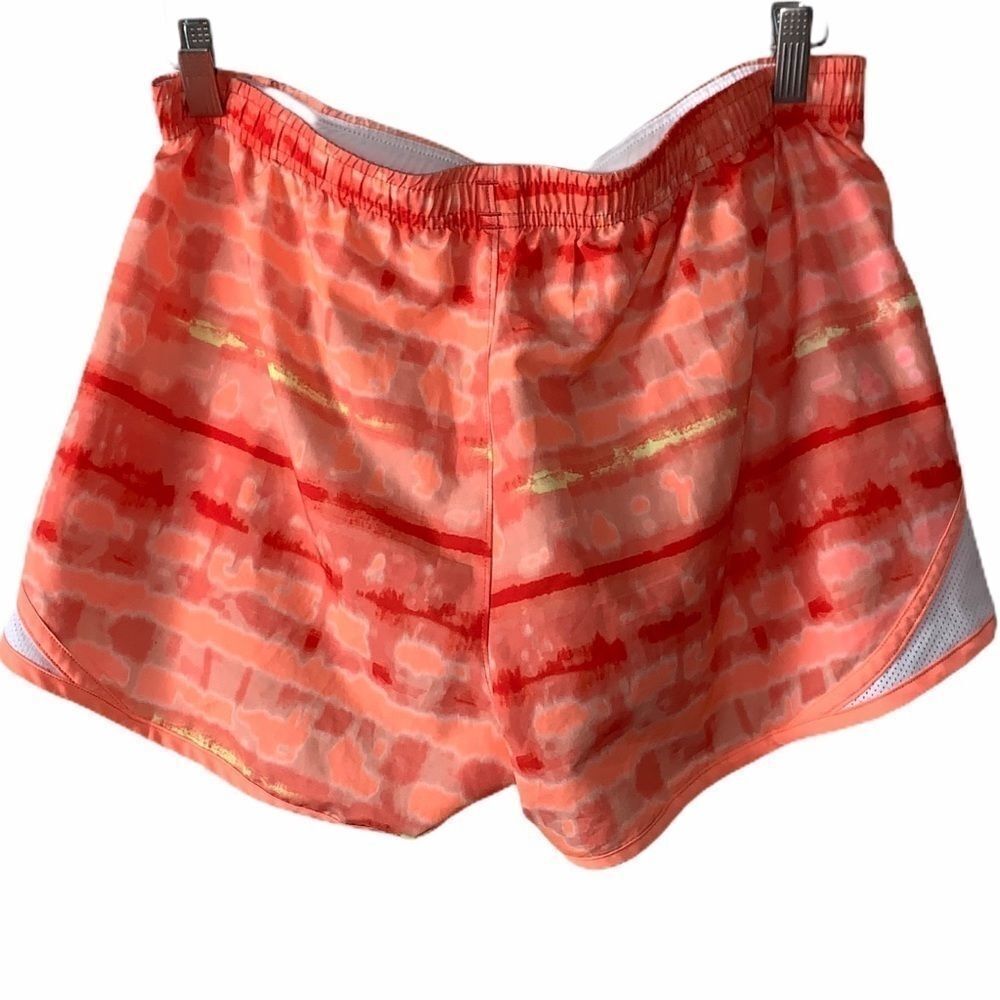 Under Armour Semi-Fitted Heatgear Shorts